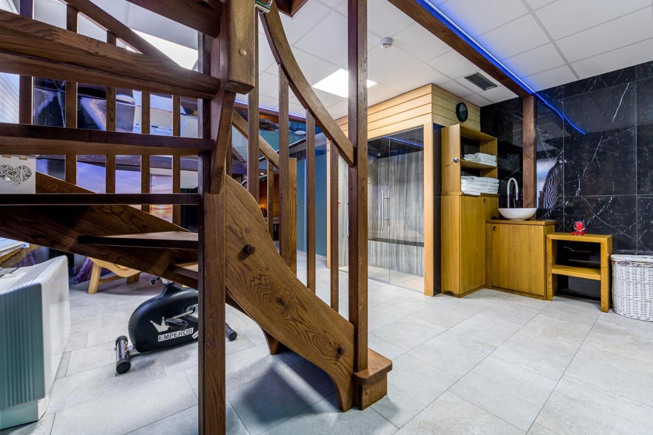 Hotel Bitoraj Fužine Buitenkant foto