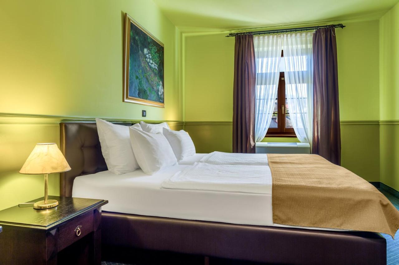 Hotel Bitoraj Fužine Buitenkant foto