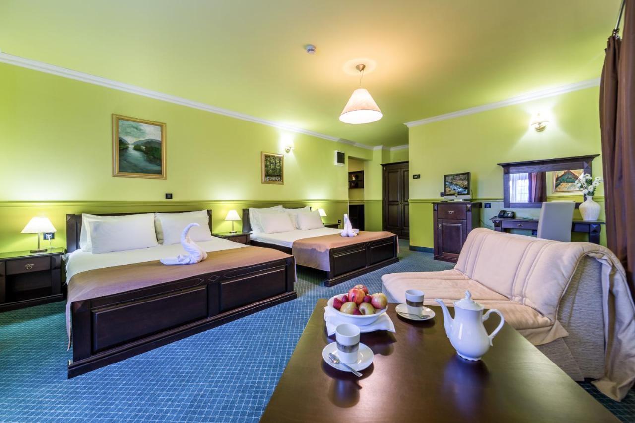 Hotel Bitoraj Fužine Buitenkant foto